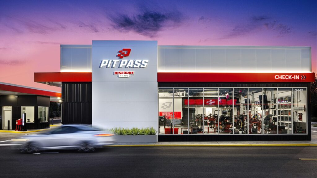 Discount-Tire_Pit-Pass1-miniatura-300x169 pit pass